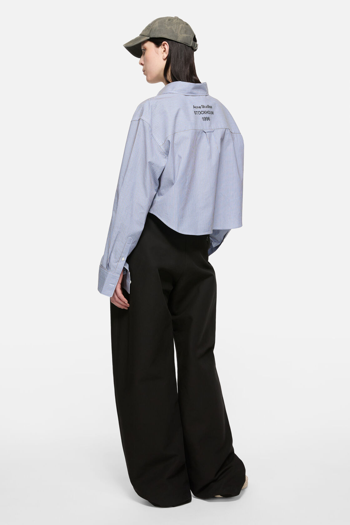 Kort pinstripe knäppshirt