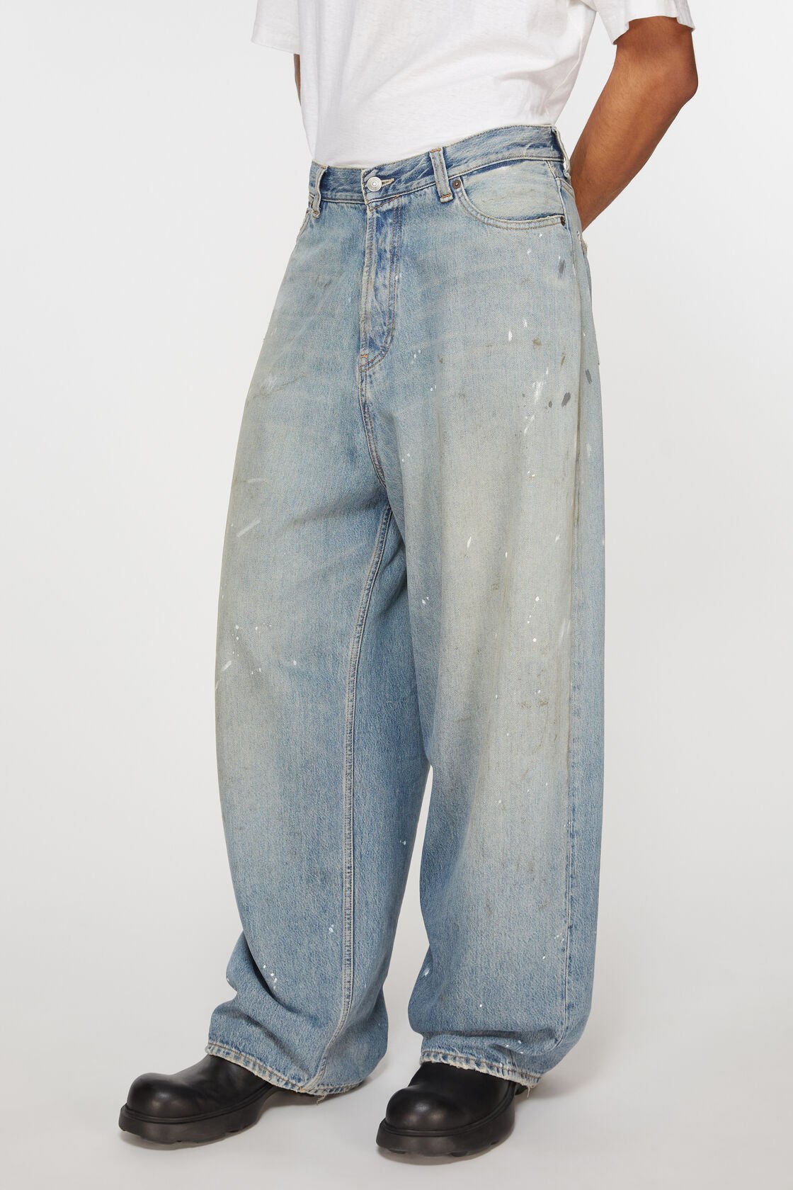 Lösa jeans - 2023M
