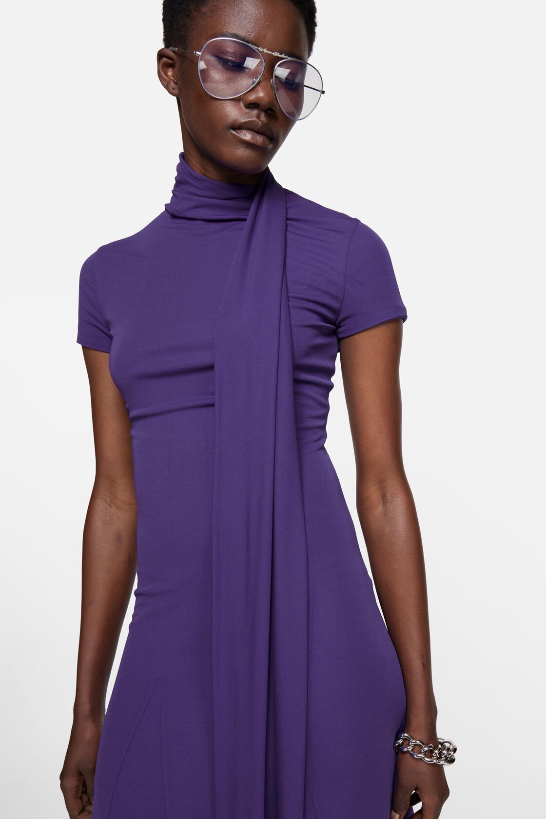Lagerad midi-dress