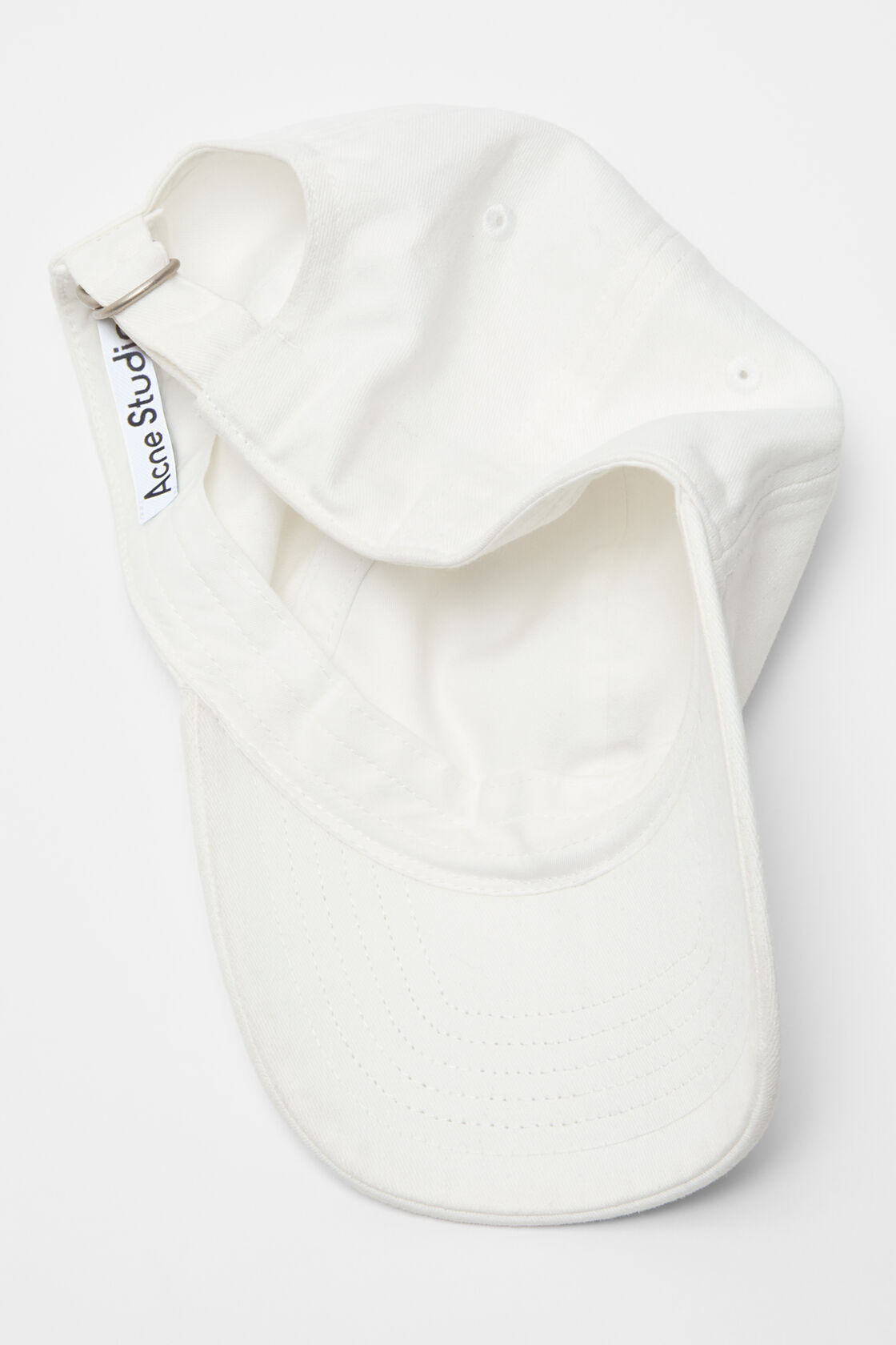 Ansiktsstuds hatt
