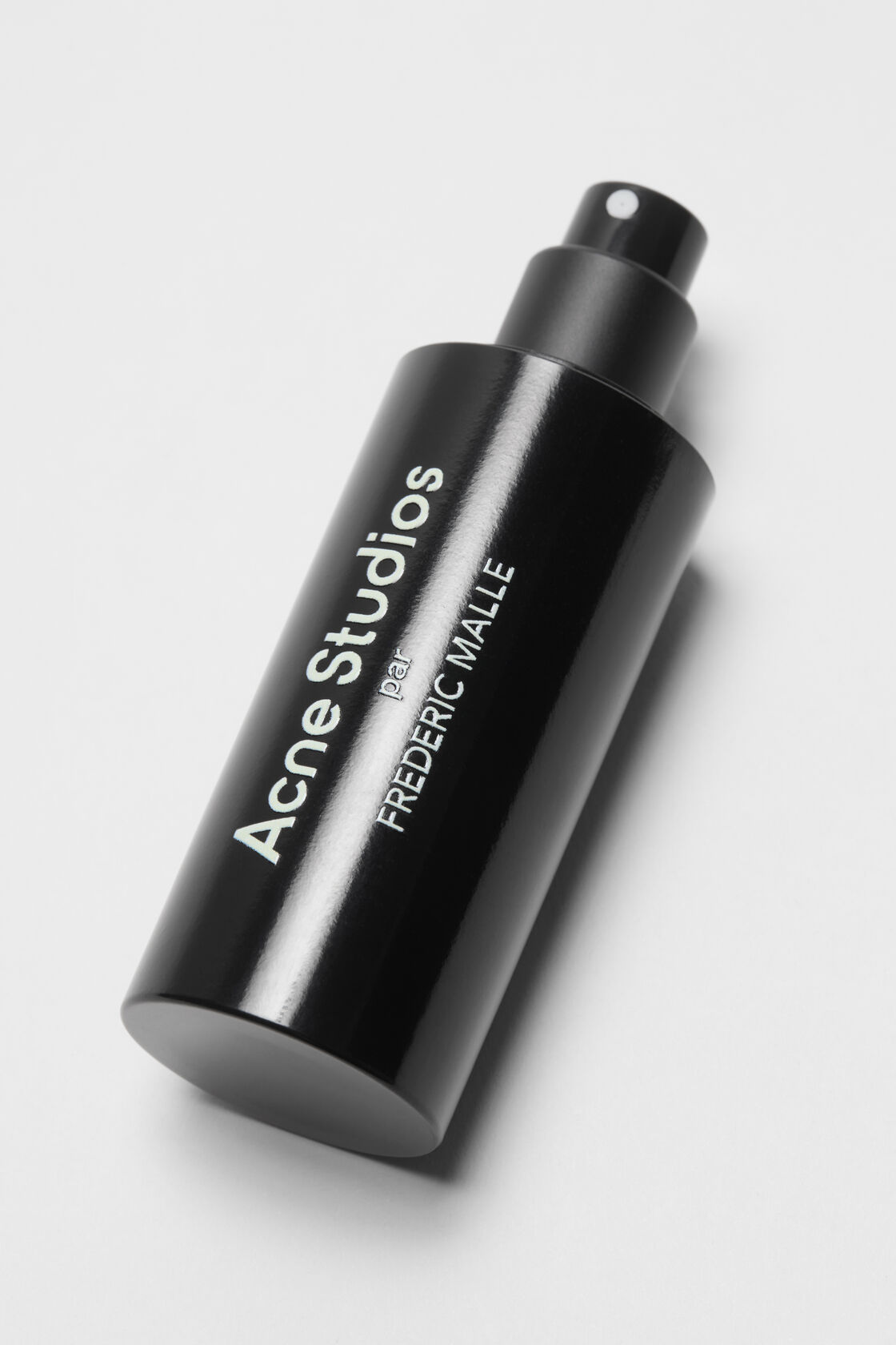 Acne Studios par FREDERIC MALLE av Suzy Le Helley - Reseptäck