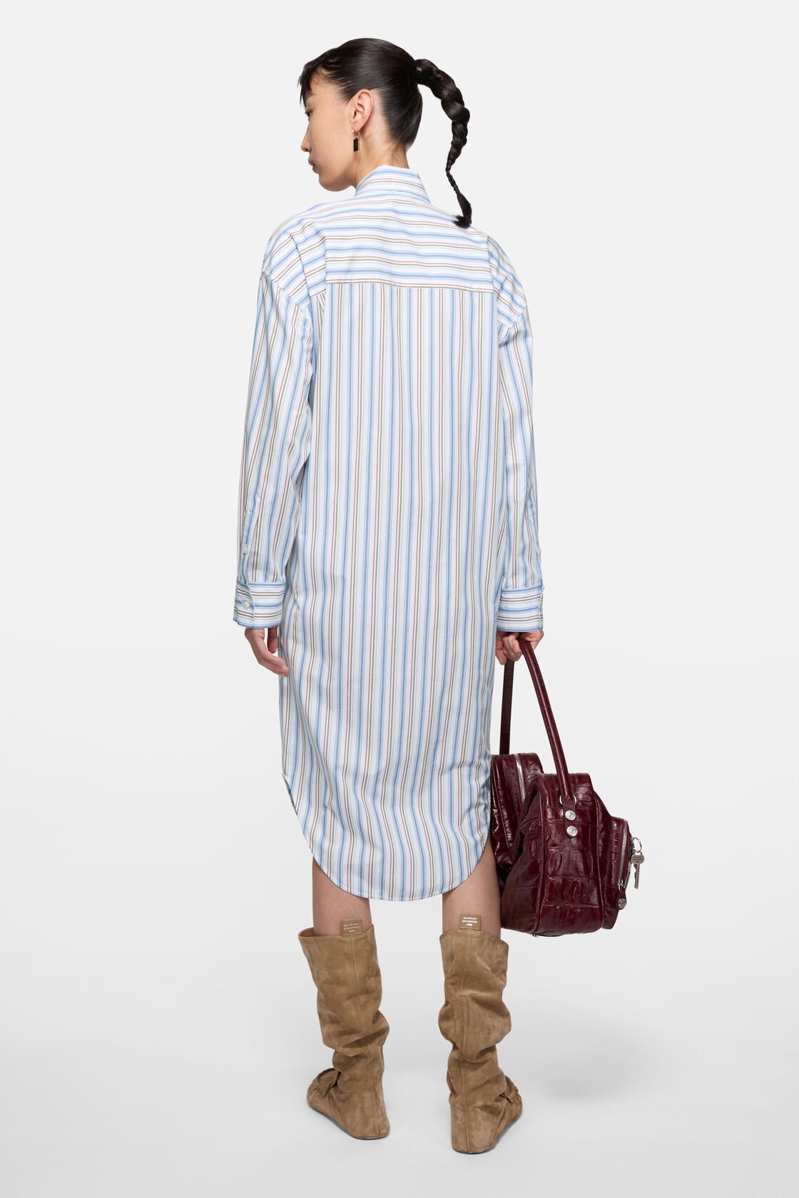 Streckad skjortedress