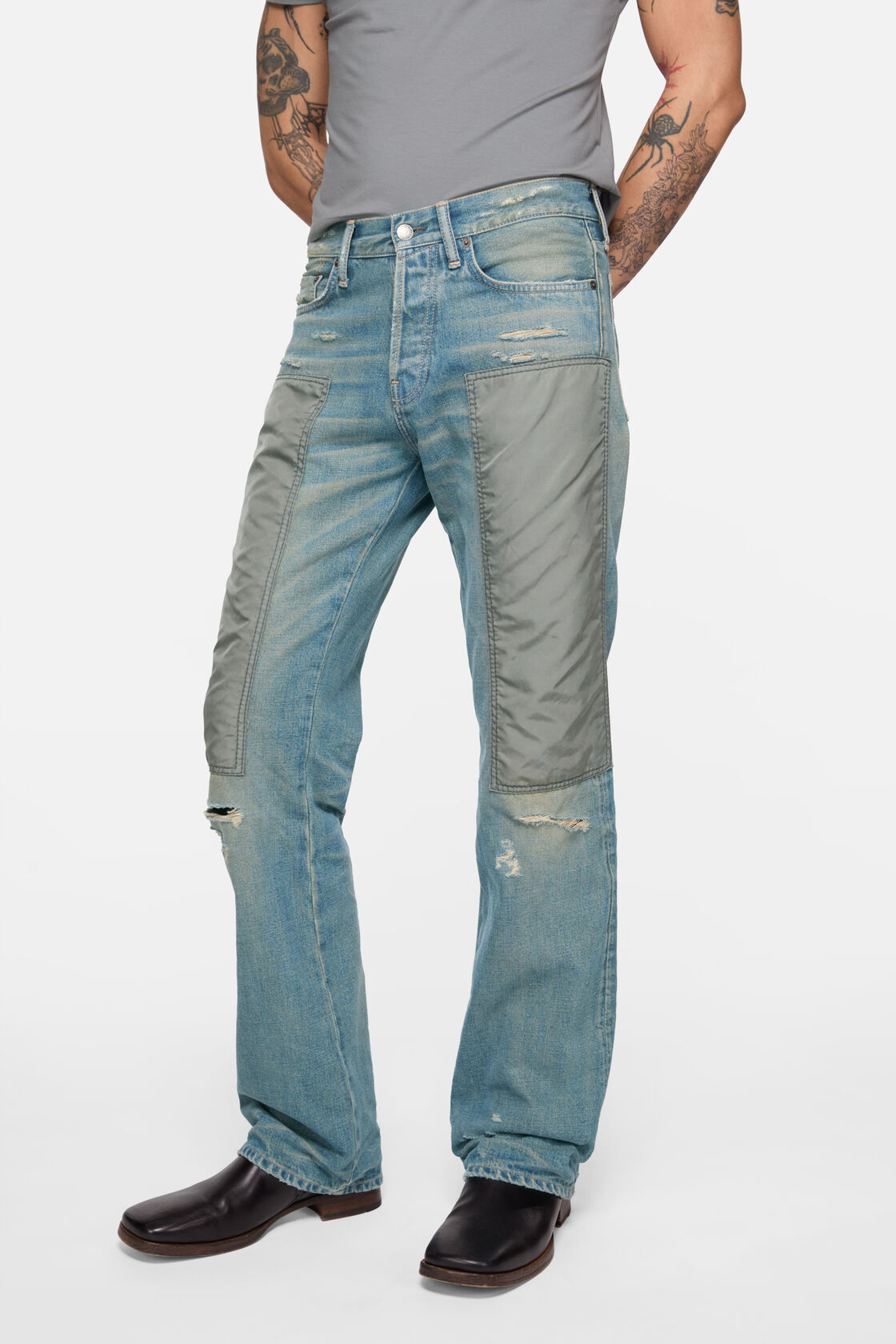 Regular fit jeans - 2010