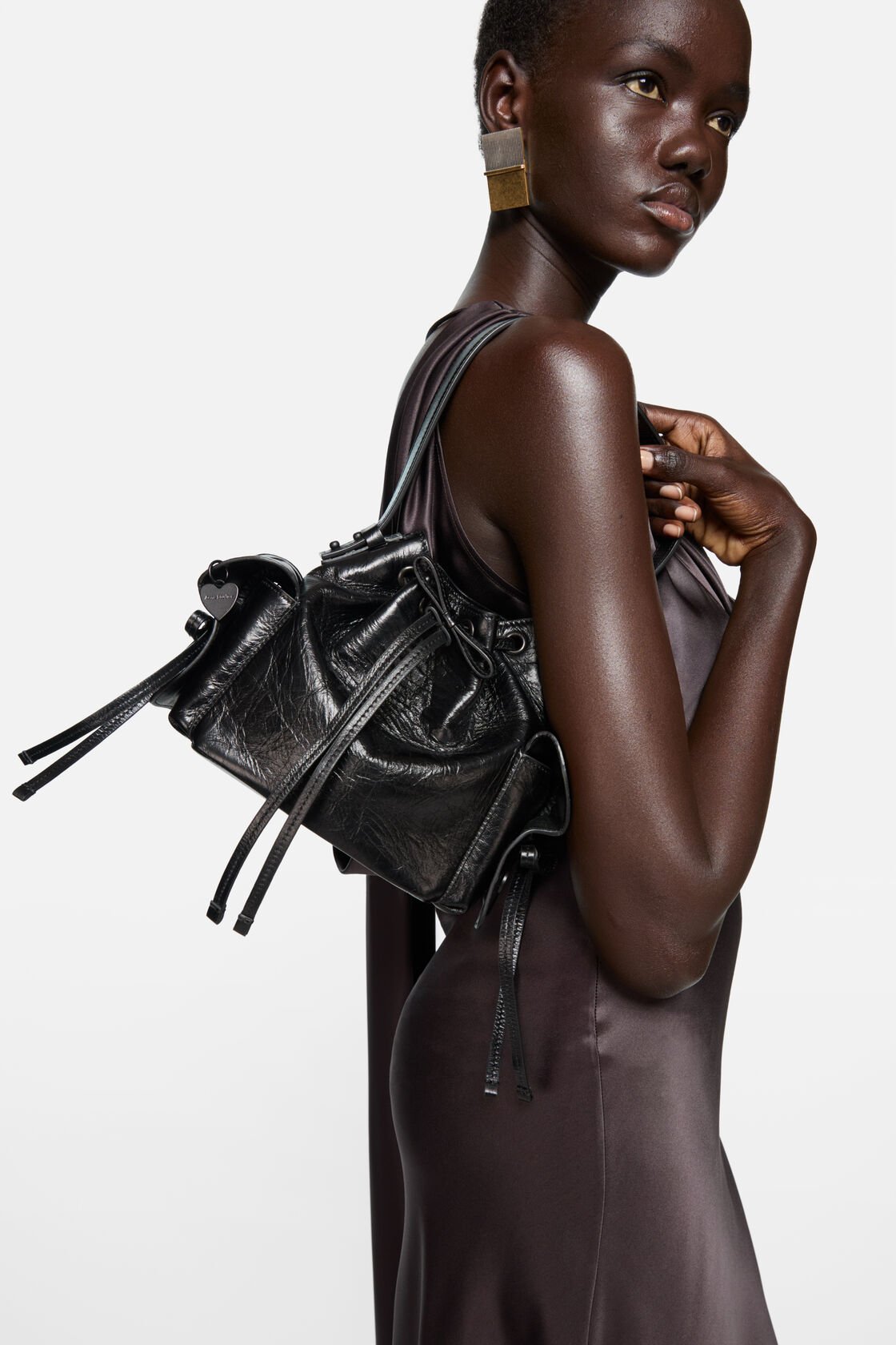Multipocket Mini Bucketbag